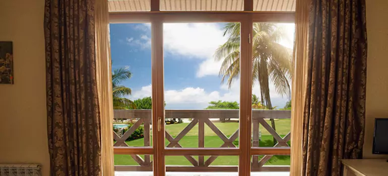Residential Garden Window Enclosure Repair in Daytona Beach, FL