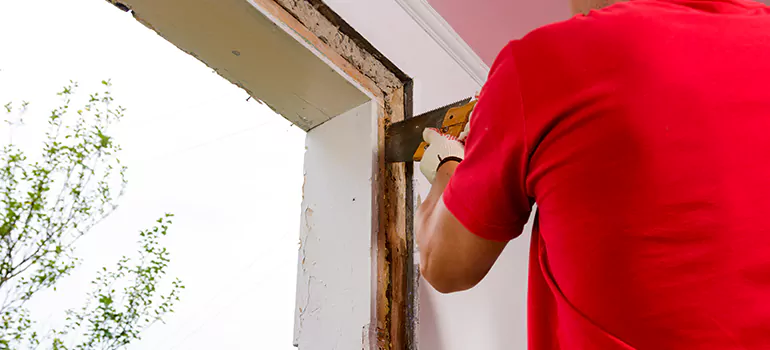 Residential Accordion Door Repair in Daytona Beach, FL
