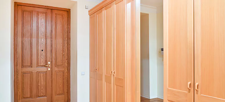 Glass Closet Door Repair in Daytona Beach, FL