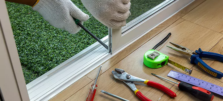 Window Hinge Repair in Daytona Beach, FL